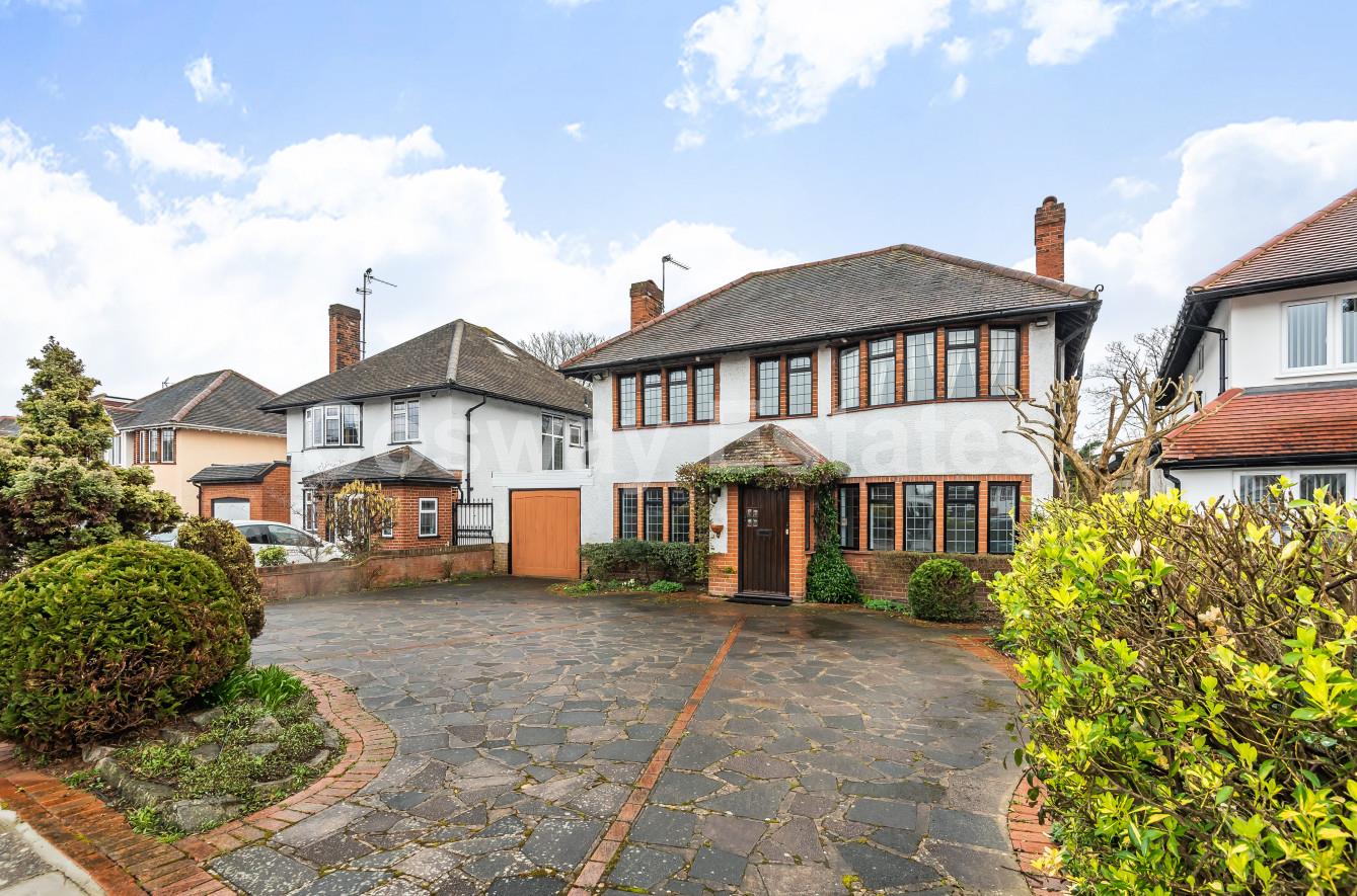 Elmgate Gardens, Edgware